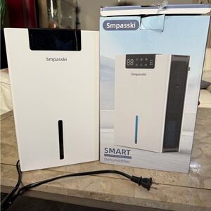 Smpasski White Smart Dehumidifier